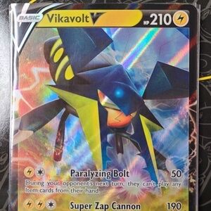 Vikavolt V Darkness Ablaze 060/189 Holo Ultra Rare